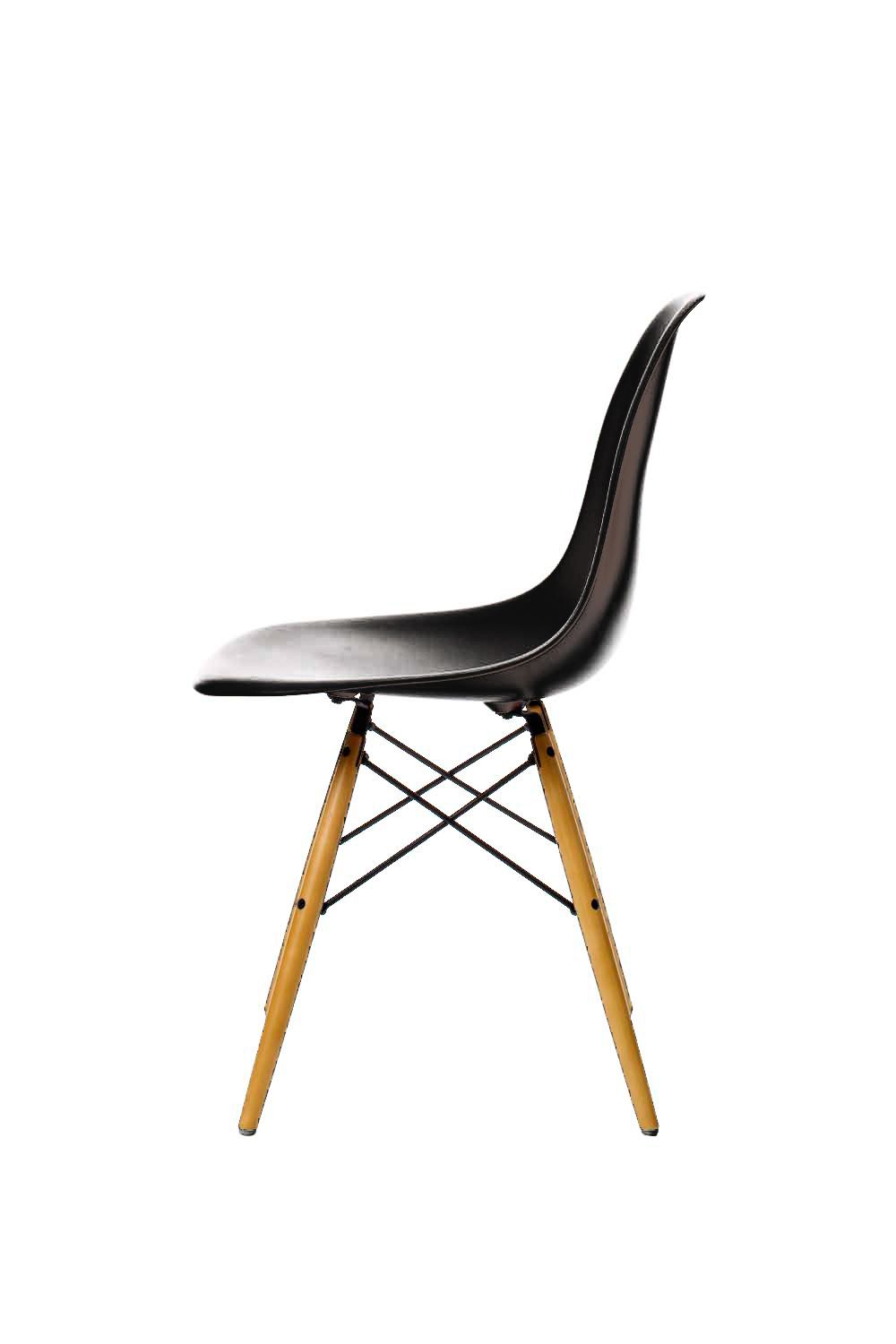 Vitra Eames Plastic Side Chair DSW - Gestell in Ahorn, Sitzschale in Grau