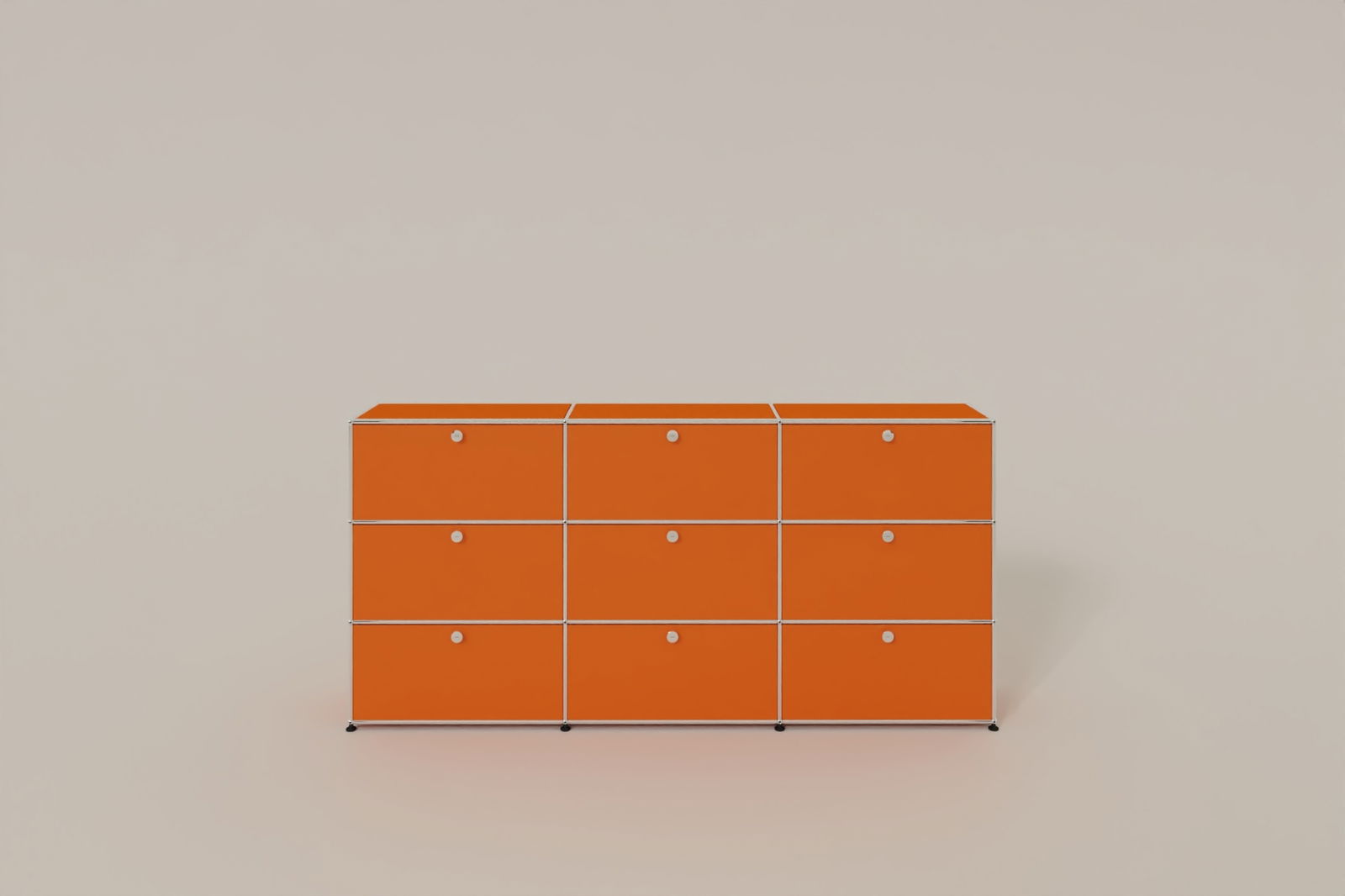 USM Haller Highboard mit 9 Klapptüren